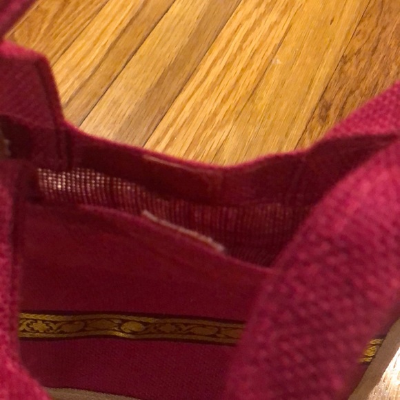 Burlap Tote Bag w/ Pretty Design - Picture 5 of 5